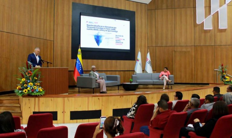 ¿Cuántas personas investigan hoy en nuestras universidades?